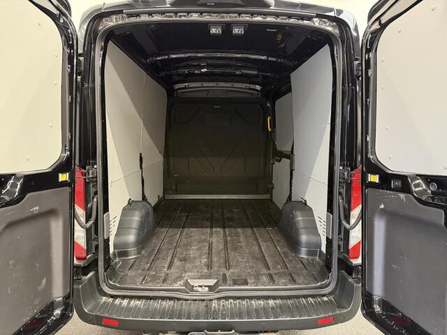 Ford TRANSIT 310 2.0 TDCI L2H2 Trend Automaat Navigatie DAB PDC Airco Camera Carplay