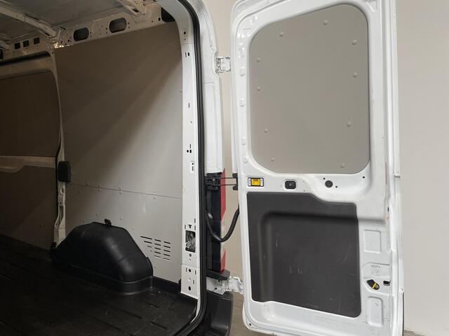 Ford TRANSIT 130pk Automaat L2H2 Navi Camera Trekhaak Cruise control ACC Airco