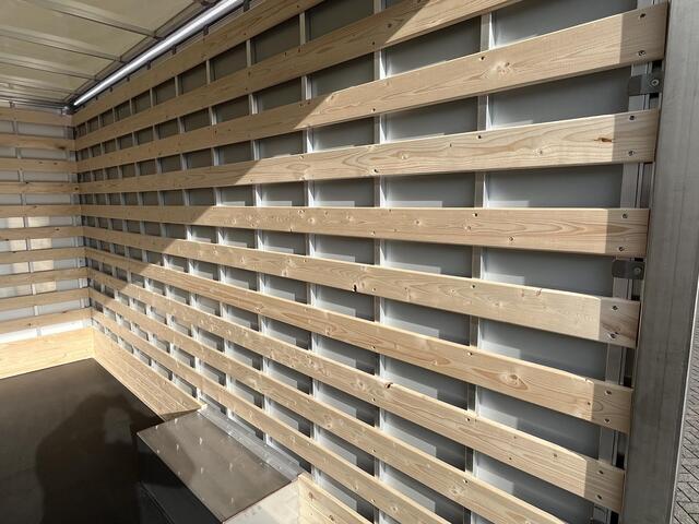 Ford TRANSIT 350 170pk L4H1 Skeletal Bakwagen! Airco / Cruise control / Karhof Gesloten Bak + Deuren / Bluetooth / Voorruitverwa. / DAB+ / LAADVERMOGEN 1303 KG / BPM VRIJ!