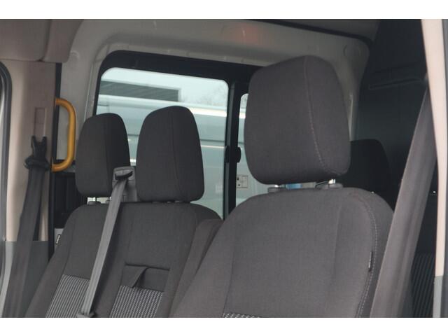 Ford TRANSIT 350 2.2 TDCI L2H2 DC Trend | Dubbel Cabine | 7 Zits | Airco | Navigatie | Camera |