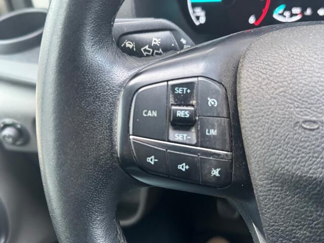 Ford TRANSIT 2.0 TDCi 130pk RWD L3H2 GB / Airco / Cruise / Navi