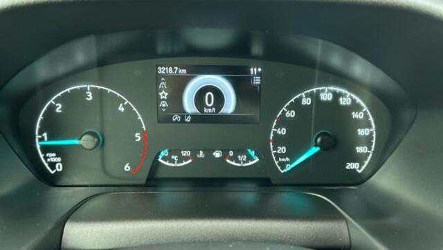 Ford TRANSIT 350 2.0 TDCI L3H1 DC Trend RWD 170pk | 7 Persoons | SYNC 4 | Trekhaak | Draadloos Apple Carplay /Android auto | Stoelverwarming