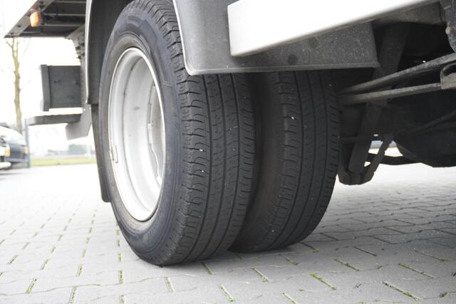 Ford TRANSIT 2.0 TDCI 130PK L4 Bakwagen EURO 6 - Airco - Dubbel Lucht - Trekhaak - ¤ 23.950,- Excl.