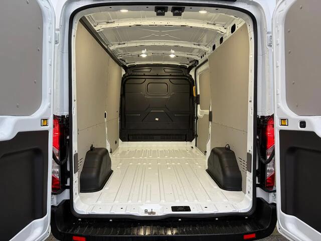 Ford TRANSIT 2.0TDCI L2H2 Automaat Airco Navi Cruisecontrol Trekhaak Nieuw BPM VRIJ