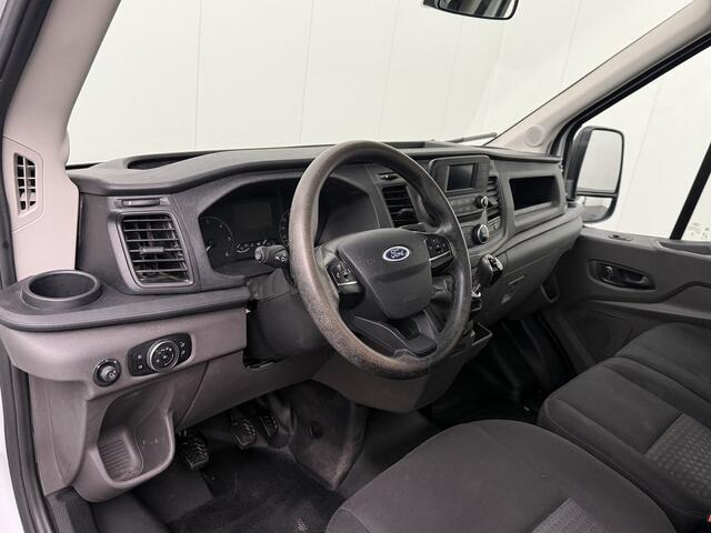 Ford TRANSIT 2.0TDCi 170PK Kipper Dubbellucht | 3500Kg Trekhaak | Airco | Camera | Cruise | 3-Persoons