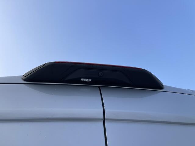 Ford TRANSIT 310 2.0 TDCI 130pk L3H2 Trend / vaste prijs rijklaar ¤ 18.950 ex btw / lease vanaf ¤ 319 / Sortimo ingerichte laadruimte met omvormer / distributie riem vervangen!