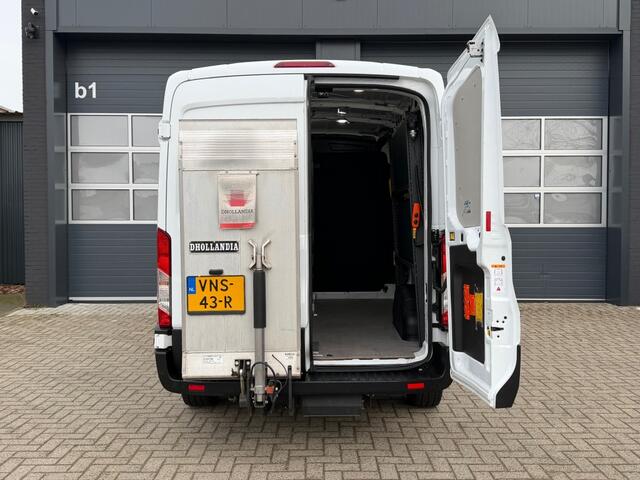 Ford TRANSIT 350 2.0 TDCi 130PK L2H2 / Laadlift / Koeling / NL Auto NAP / Zonnepanelen / Navi / Koelwagen / Laadklep