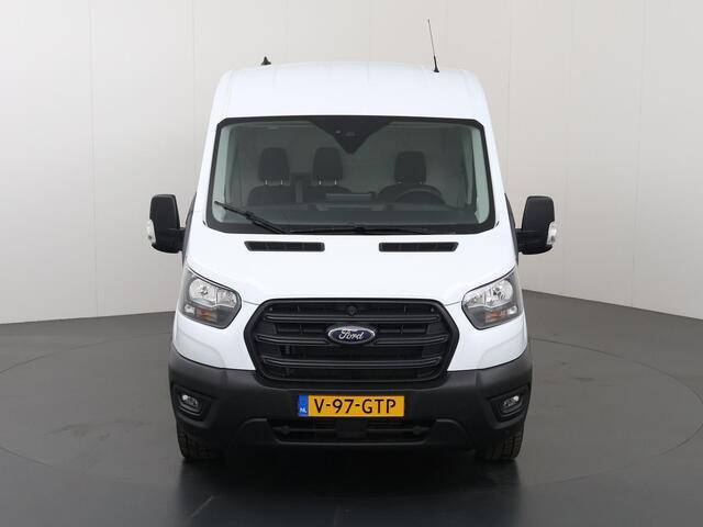 Ford TRANSIT 350 | 2.0 TDCI | L3 H2 | Trend | TREKHAAK 2500 KG AHW | CLIMATE CONTROL | NAVIGATIE | PARKEERSENSOREN V+A | CRUISE CONTROL | BIJRIJDERSBANK | LAADRUIMTE PAKKET | APPLE CARPLAY / ANDROID AUTO | STOEVERWARMING