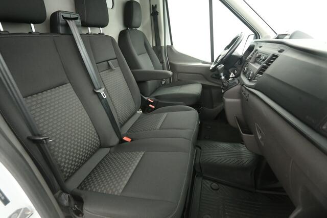 Ford TRANSIT 2.0 EcoBlue L2H2 | Airco | Cruise | 3 Zits | Trekh. | Parkeersens. | Stoelverw.