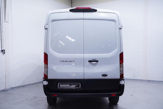 Ford TRANSIT 2.0 TDCI 130 pk L3H2 Trend Airco, Apple Carplay Cruise control, Laadruimte Pakket, PDC V+A, 3-Zits