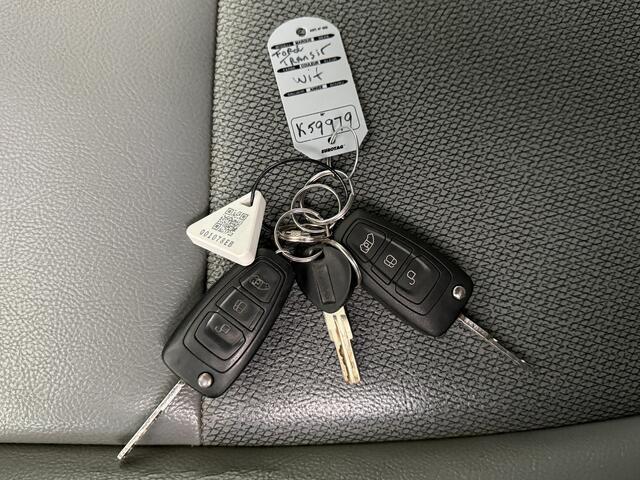 Ford TRANSIT 2.0TDCi 130PK L3H2 Dubbele Cabine 7-Persoons | Leder | Airco | Cruise