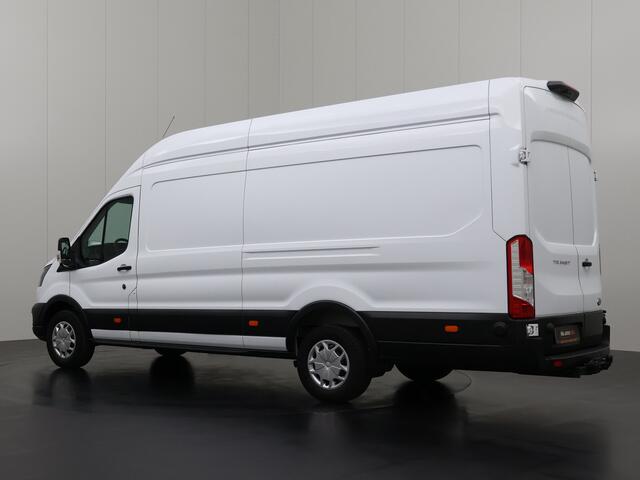 Ford TRANSIT 130PK L4H3 Jumbo | Camera | Trekhaak | 3-Zits | Airco | Cruise | Betimmering