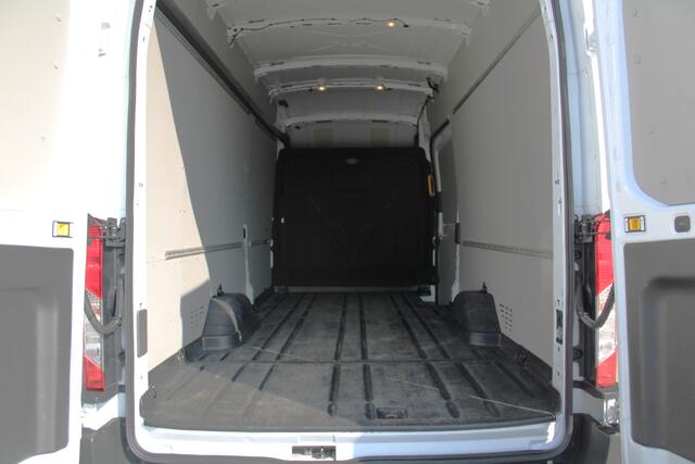 Ford TRANSIT 350 2.0 TDCI L4H3 Trend RWD 130pk - 270gr deuren - Camera - Cruise - Carplay - Airco - PDC - Rijklaar