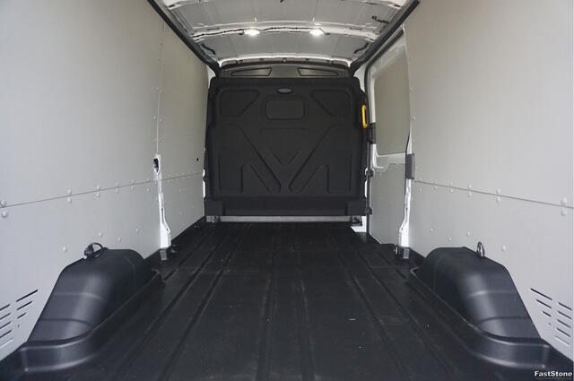 Ford TRANSIT 350L 130PK AUT L3H2 BPM VRIJ!! Sync4 Navi, 360 Camera, LM Velg, Trekhaak!! NR. A132