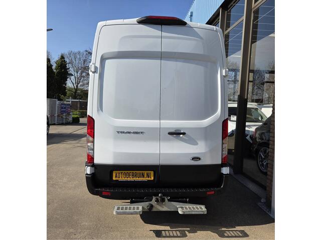 Ford TRANSIT 2.0 TDCI 130Pk L2/H3 Trend AUTOMAAT Airco Trekhaak Cruisecontrol Stoelverwarming Parkeersensors