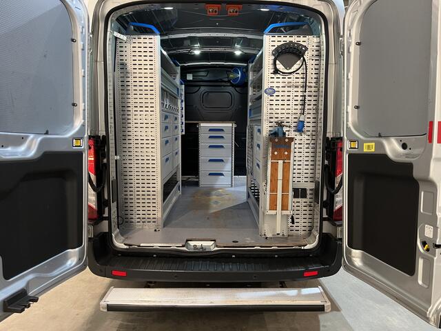 Ford TRANSIT 350 2.0 TDCI L2H2 Trend 130 PK Automaat / Servicebus / Sortimo Inrichting / Euro 6 / Airco / Cruise Control / Camera / 3-Zits