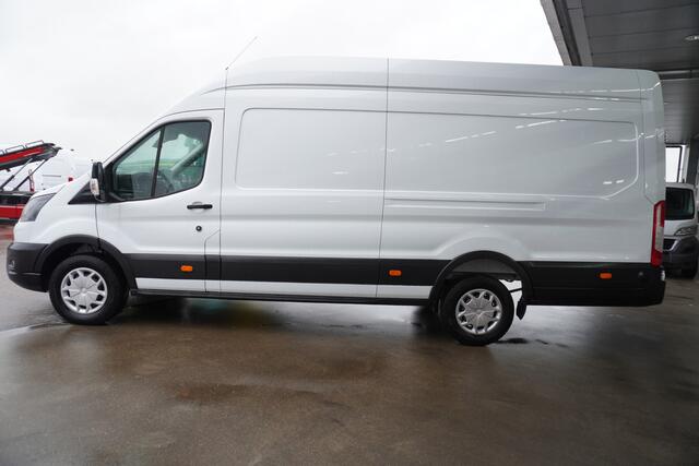 Ford TRANSIT 350E 2.0 TDCI 130PK L4H3 Trend Nr. V190 | Airco | Cruise | Navi | Trekhaak