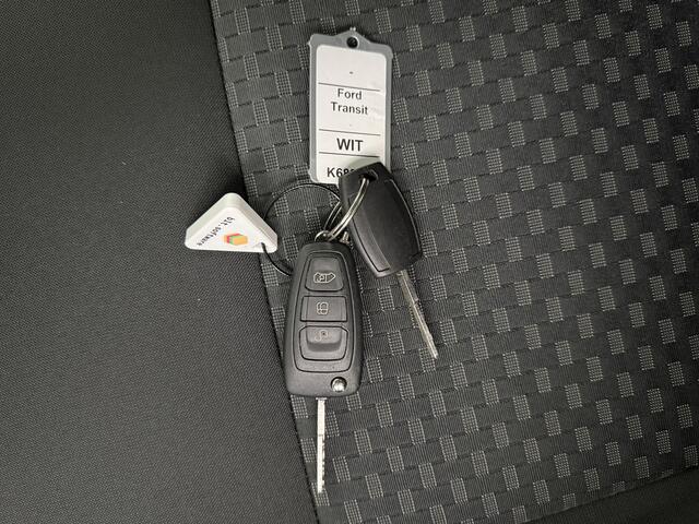 Ford TRANSIT 2.0TDCi 130PK L3H2 | Airco | Cruise | 3-Zits | Betimmering