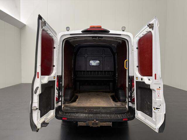 Ford TRANSIT 2.0TDCi 130PK L3H2 Dubbele Cabine | 7-Persoons | Navigatie | Camera | Airco | Cruise