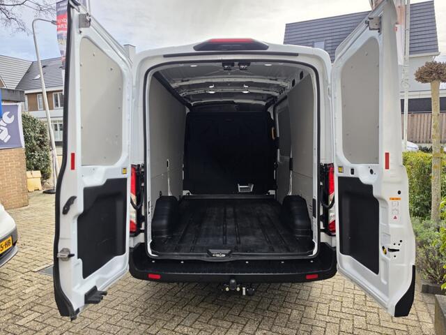 Ford TRANSIT 310 2.0 TDCI L2H2, Trekhaak, Camera, Navigatie