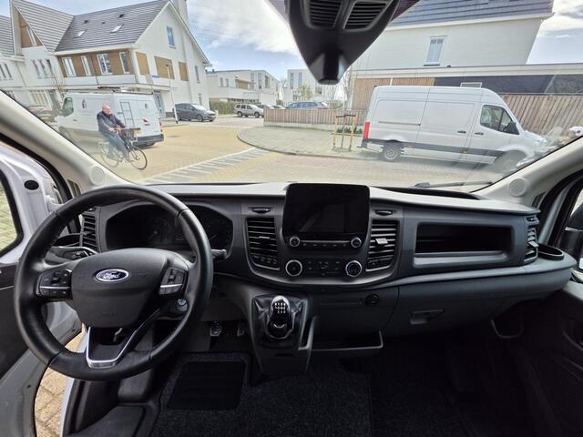Ford TRANSIT 310 2.0 TDCI L2H2, Trekhaak, Camera, Navigatie