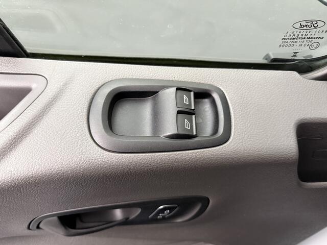 Ford TRANSIT 2.0TDCi 130PK L3H2 ( 2023 ) | Airco | Cruise | 3-Zits | Betimmering