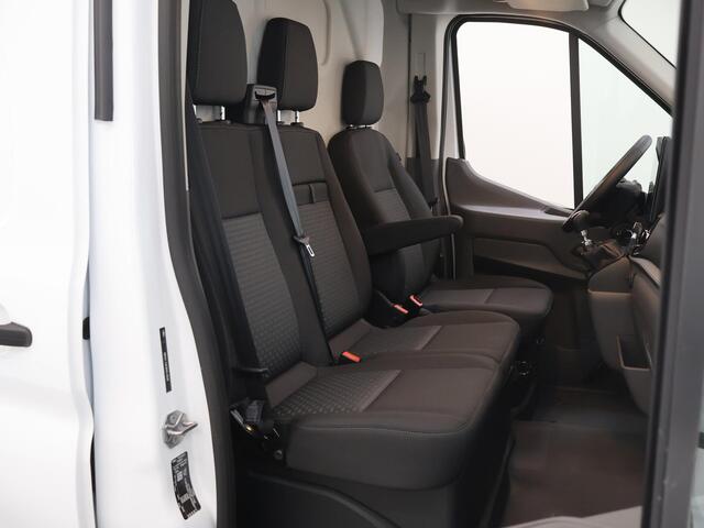 Ford TRANSIT 350 | 2.0 TDCI | L3 H2 | TREND | TREKHAAK 2500 KG AHW | CLIMATE CONTROL | NAVIGATIE | PARKEERSENSOREN V+A | CRUISE CONTROL | BIJRIJDERSBANK | LAADRUIMTE PAKKET | APPLE CARPLAY / ANDROID AUTO | STOEVERWARMING | VOORRUITVERWARMING