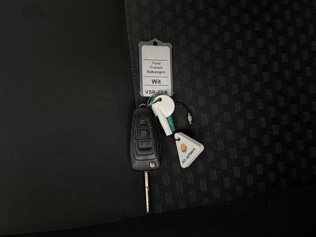 Ford TRANSIT 2.0TDCI 170PK Bakwagen+Laadklep | Dubbellucht | Airco | Cruise | 360 Camera | Zijdeur