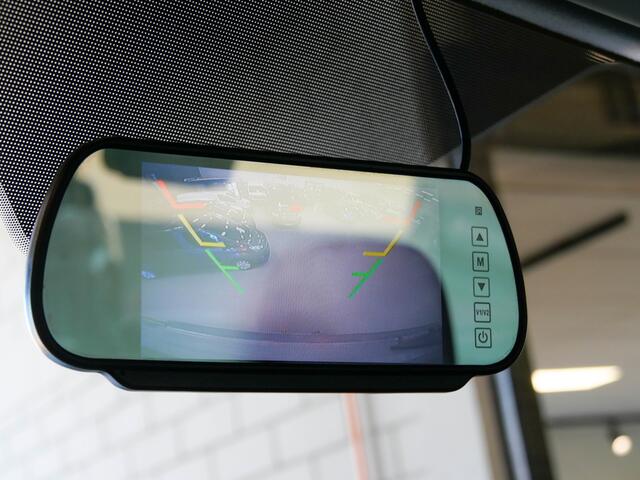 Ford TRANSIT 350 2.0 TDCI 130PK Bakwagen | DHOLLANDIA Laadklep | zijdeur |