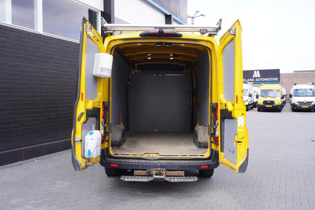 Ford TRANSIT 2.0 TDCI L3H2 EURO 6 - Airco - Cruise - PDC - ¤ 13.950,- Excl.