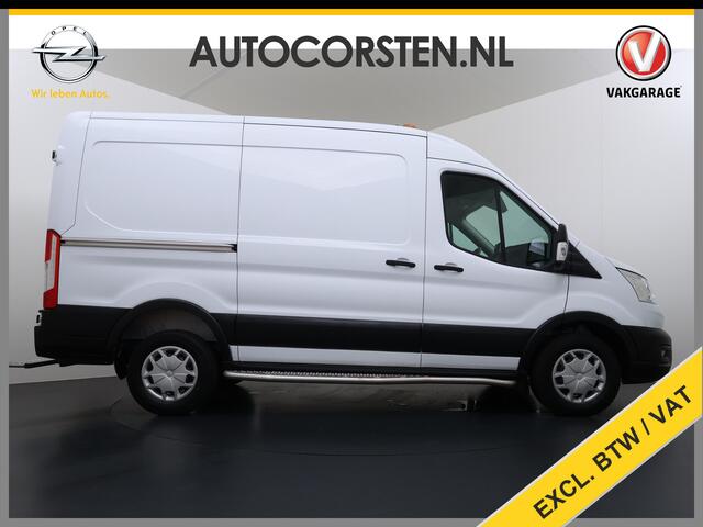 Ford TRANSIT 350 2.0TDCI 170PK Automaat L2H2 3-Persoons Trekhaak Euro 6 Navi Camera Cruise Control DAB Bluetooth Pdc Sidebars Betonplex Vloer Wandbetimmering 3.500KG Trekgewicht 1e Eigenaar Origineel Nederlandse Auto