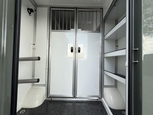 Ford TRANSIT | Horsetruck | KRISMAR | STALLION 3XL | 2024 | HENGST | 39.400KM | AUTOMAAT | 3-SEAT | L3 | SUPERDELUXE | BELGISCH KENTEKEN