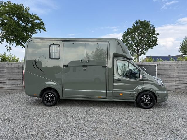 Ford TRANSIT | Horsetruck | KRISMAR | STALLION 3XL | 2024 | HENGST | 39.400KM | AUTOMAAT | 3-SEAT | L3 | SUPERDELUXE | BELGISCH KENTEKEN