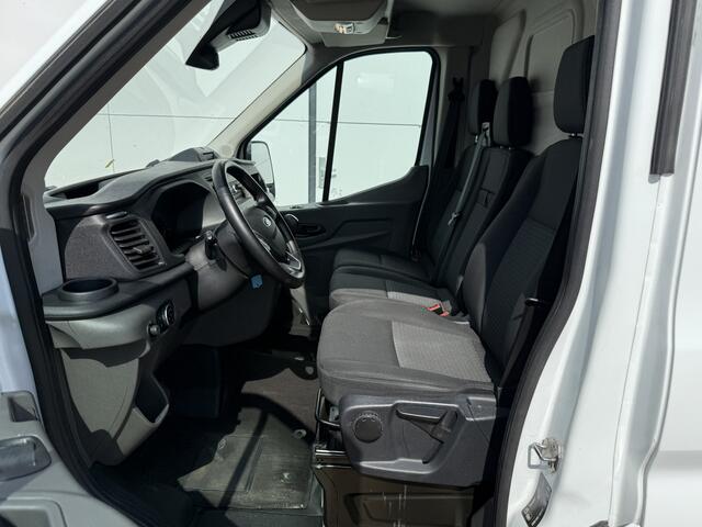 Ford TRANSIT 2.0 TDCI 130PK L3H2 Airco Cruise control Parkeersensoren v+a