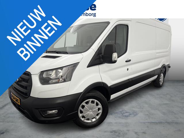 Ford TRANSIT 350 2.0 TDCI L3H2 Trend met o.a. een Trekhaak, Parkeersensoren voor en achter, Verwarmbare voorstoelen, Handmatige regeneratie roetfilter en een Navigatiesysteem
