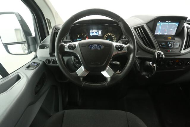 Ford TRANSIT 2.0 TDCI L2H2 | Airco | Cruise | Camera | 3 Zits | Trekhaak | Carplay | Navi