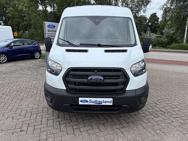 Ford TRANSIT 350 2.0 TDCI L2H2 Trend | SCI 130pk | 3 zits | Voorruit verwarming | Cruise control | Parkeersensoren