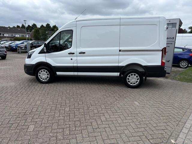 Ford TRANSIT 350 2.0 TDCI L2H2 Trend | SCI 130pk | 3 zits | Voorruit verwarming | Cruise control | Parkeersensoren
