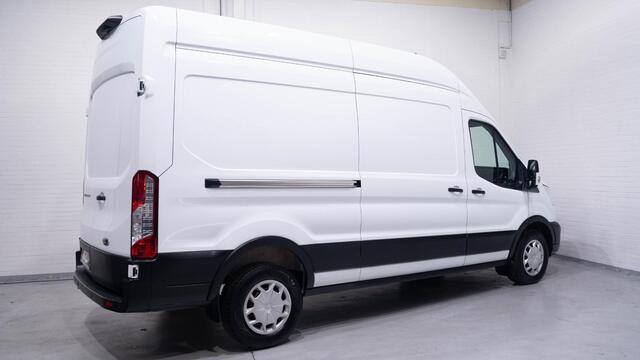 Ford TRANSIT 2.0 TDCI 130 pk L3H3 Trend Navi, Camera, DAB+ Dodehoek Assist, Laadruimte Pakket, PDC V+A, Hoog Dak, 3-Zits
