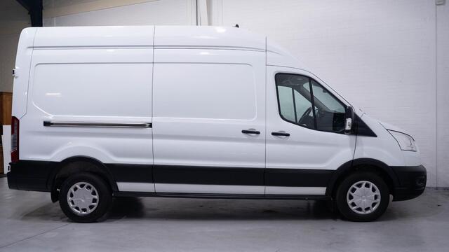 Ford TRANSIT 2.0 TDCi 130 pk L3H3 Navi, Camera, DAB+ Lane & Side Assist, Laadruimte Pakket, PDC V+A, 3-Zits