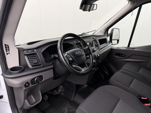 Ford TRANSIT 2.0TDCi 170PK Bakwagen+Laadklep | Dakpoiler | Airco | Cruise | 3-Zits