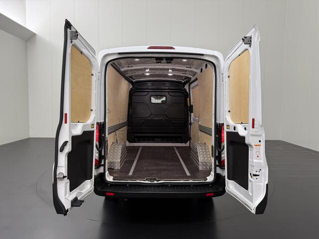 Ford TRANSIT 2.0TDCi 130PK L2H2 | Airco | Cruise | 3-Zits | Betimmering