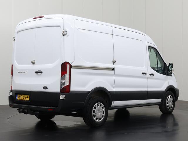 Ford TRANSIT 2.0TDCI 130PK L2H2 Euro 6 | 2800Kg Trekhaak | Airco | Cruise | 3-Zits