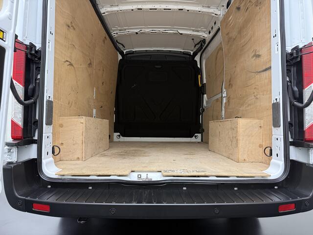 Ford TRANSIT 2.0TDCi 130PK L2H2 | Airco | Cruise | 3-Zits | Betimmering