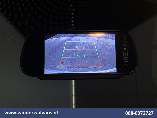 Ford TRANSIT 2.0 TDCI 131pk Bakwagen Laadklep Zijdeur Euro6 1001kg Laadvermogen Airco | Camera | Navigatie | Apple Carplay Android Auto, Cruisecontrol, Stoelverwarming
