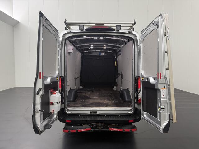 Ford TRANSIT 2.0TDCI 170PK L3H2 Imperiaal | Trekhaak 3500 kg | Camera | Multimedia | Airco | Cruise | 3-Zits
