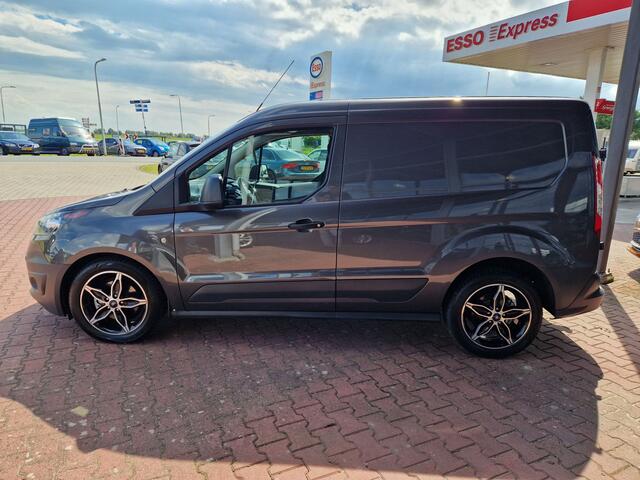 Ford TRANSIT CONNECT 1.5 TDCI L1 Ambiente 6 MND BOVAG GAR. | SCHUIFDEUR | TREKHAAK | PDC | VOORRUITVERW. | AIRCO