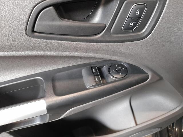 Ford TRANSIT CONNECT L2 Trend Navi Airco Parkeersensoren Camera Bluetooth Carplay