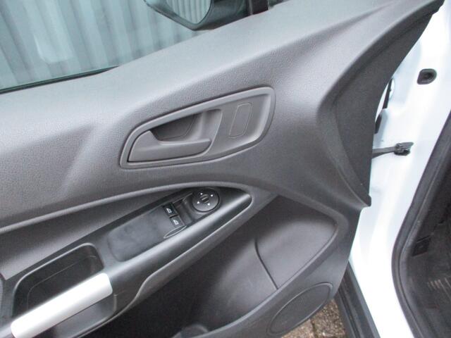 Ford TRANSIT CONNECT 1.5 TDCI 101 PK L2 Airco Trekhaak