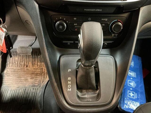 Ford TRANSIT CONNECT 120pk Automaat Trend Navigatie Camera Apple Carplay/ Android auto Parkeersensoren Cruise control Airco